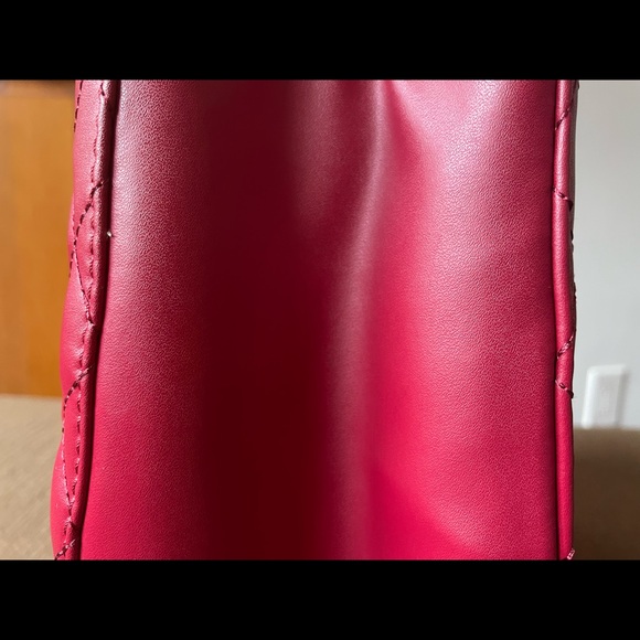 JOY & IMAN Satchel Diamond Quilted Leather Bag Red - Picture 11 of 13